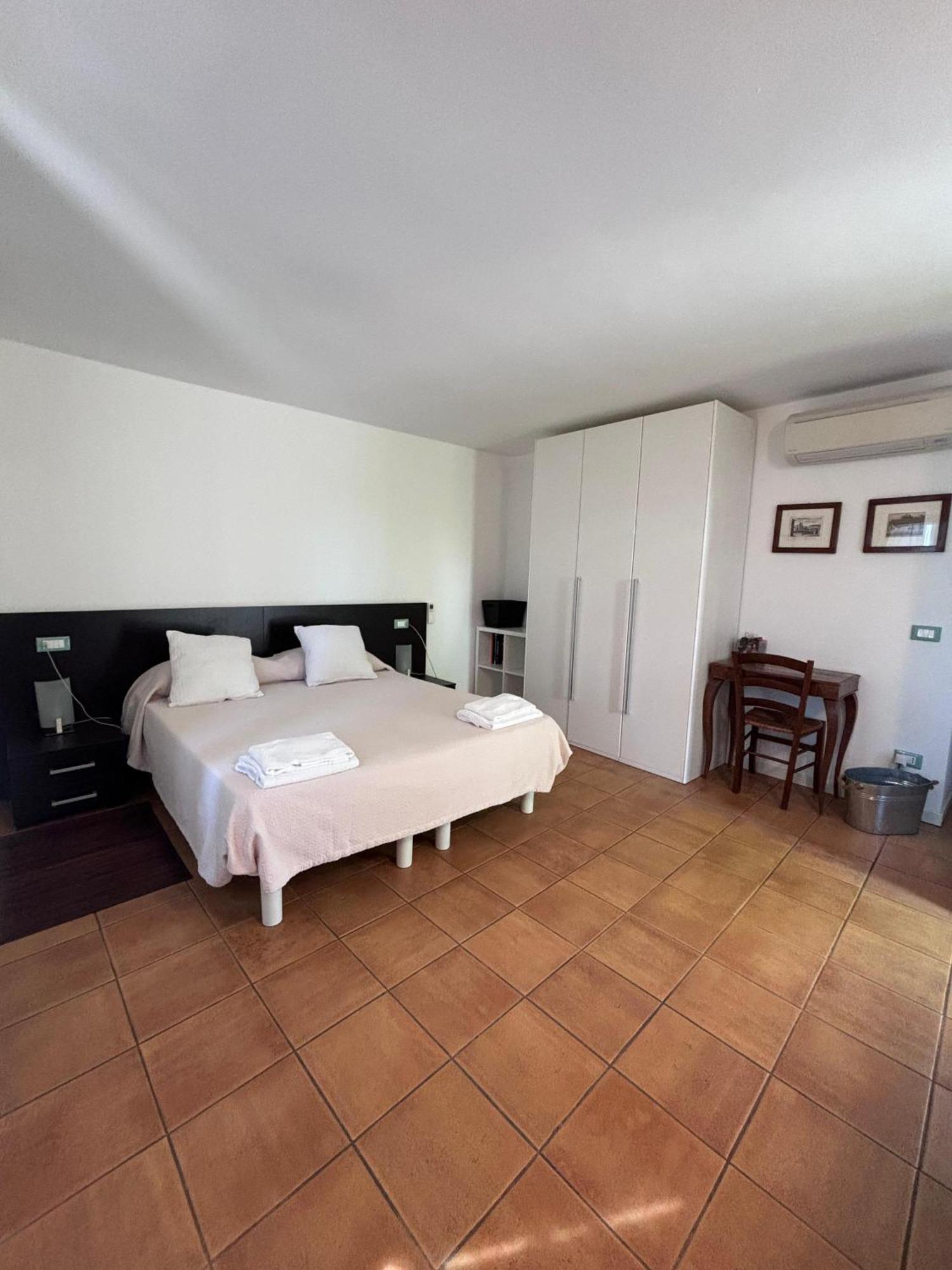 Agriturismo I Mischi กัสเตลนูโอโว เดล การ์ดา ภายนอก รูปภาพ